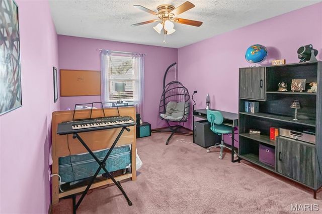 2323 Glenrich Drive, St Louis, MO 63129