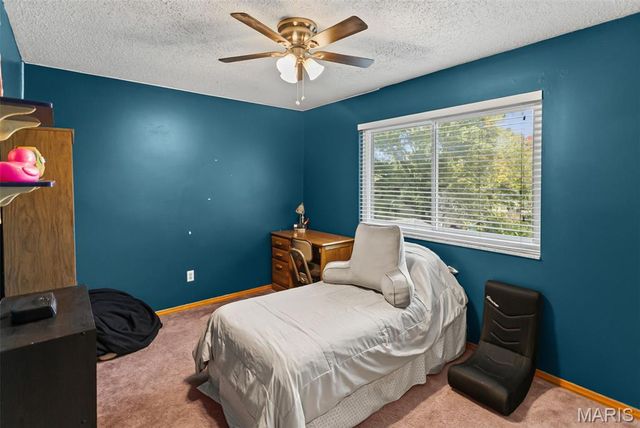 2323 Glenrich Drive, St Louis, MO 63129