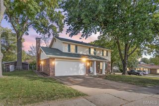 2323 Glenrich Drive, St Louis, MO 63129