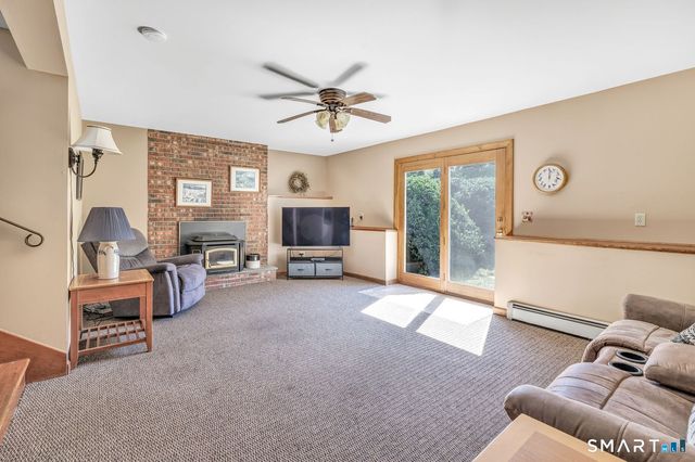 531 Blacks Road, Cheshire, CT 06410
