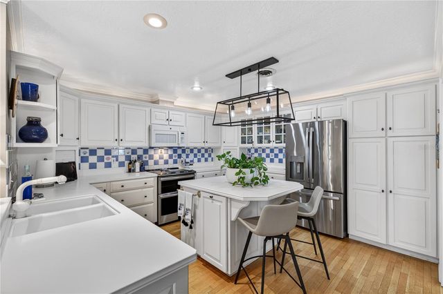 1723 CHESTNUT AVENUE, Winter Park, FL 32789