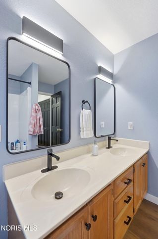 11053 Birch Pointe Drive, Whitehouse, OH 43571