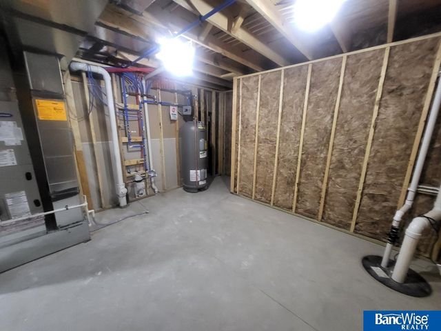 500 Railroad Street, Hallam, NE 68368