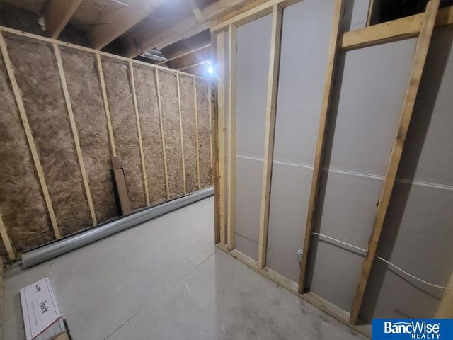 500 Railroad Street, Hallam, NE 68368