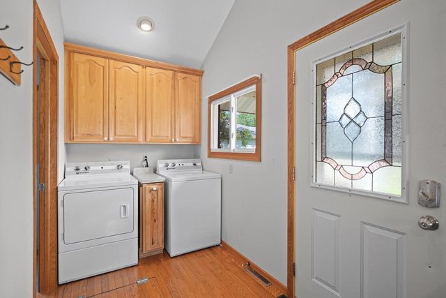 7916 Shorewood DRIVE, Salem, WI 53168