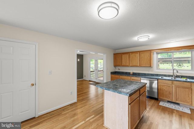 1011 LIBERTY HALL RD, Front Royal, VA 22630