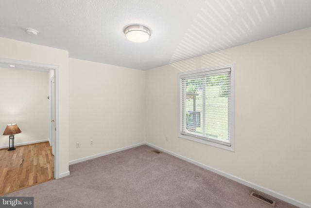 1011 LIBERTY HALL RD, Front Royal, VA 22630