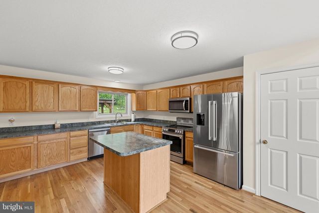 1011 LIBERTY HALL RD, Front Royal, VA 22630
