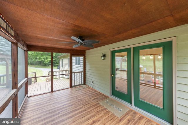 1011 LIBERTY HALL RD, Front Royal, VA 22630