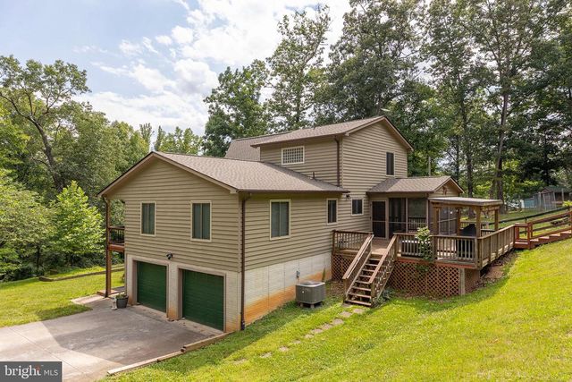 1011 LIBERTY HALL RD, Front Royal, VA 22630
