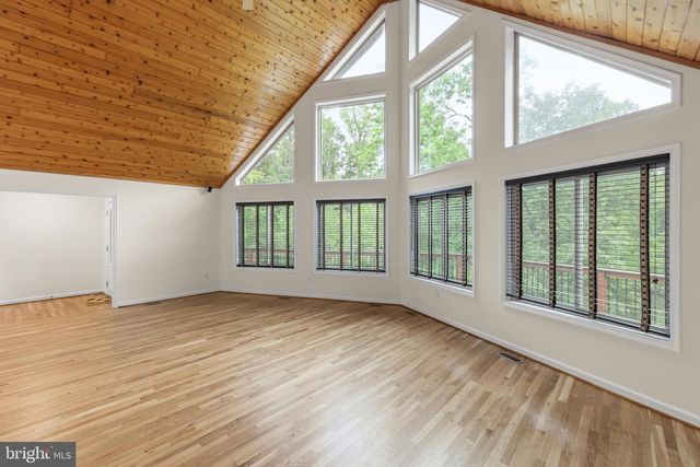 1011 LIBERTY HALL RD, Front Royal, VA 22630