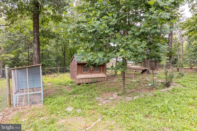 1011 LIBERTY HALL RD, Front Royal, VA 22630