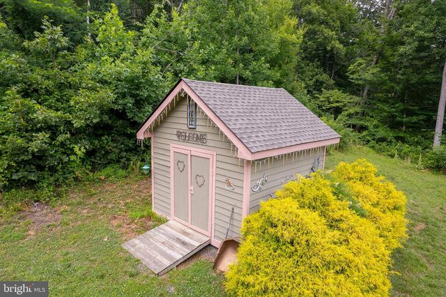 1011 LIBERTY HALL RD, Front Royal, VA 22630