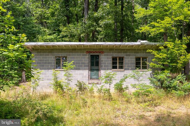 1011 LIBERTY HALL RD, Front Royal, VA 22630