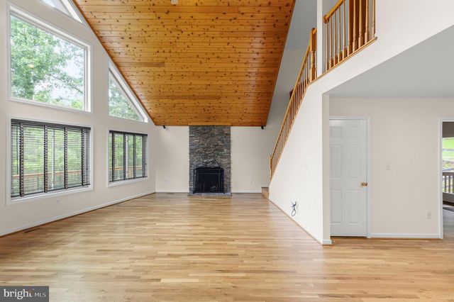 1011 LIBERTY HALL RD, Front Royal, VA 22630