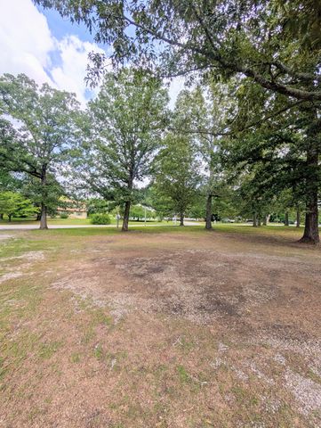 1168 W Green Hill Rd, Mc Minnville, TN 37110