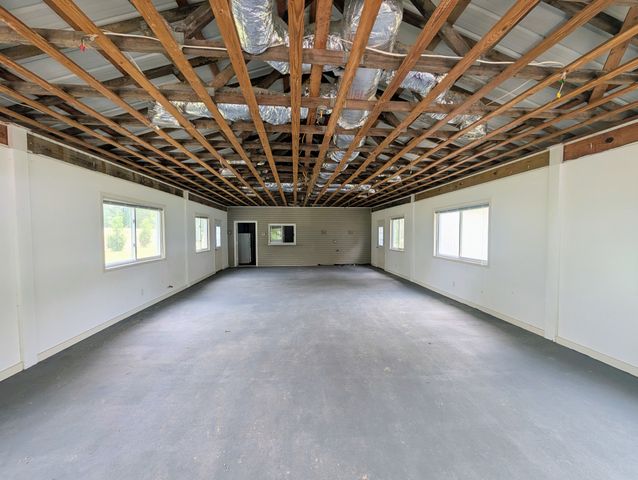 1168 W Green Hill Rd, Mc Minnville, TN 37110