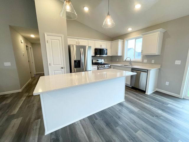 19951 Enfield Avenue N, Forest Lake, MN 55025