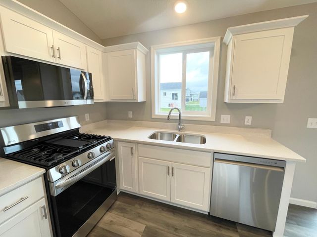 19951 Enfield Avenue N, Forest Lake, MN 55025