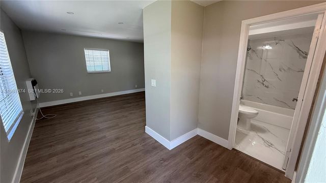 216 NW 12th St 1, Pompano Beach, FL 33060