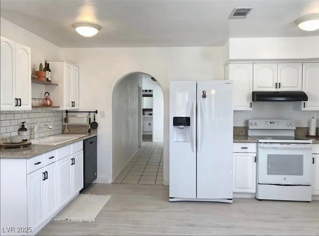 2771 Tonya Drive, Pahrump, NV 89060