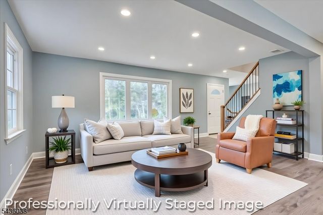 311 W 3Rd Ave, Roselle Boro, NJ 07203