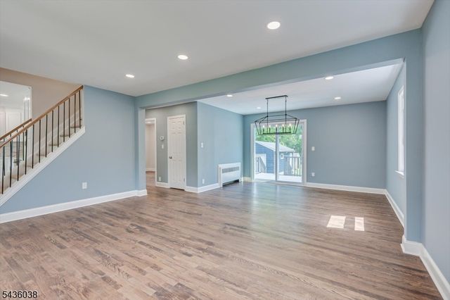 311 W 3Rd Ave, Roselle Boro, NJ 07203