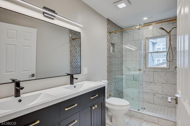 311 W 3Rd Ave, Roselle Boro, NJ 07203