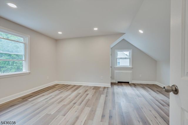 311 W 3Rd Ave, Roselle Boro, NJ 07203