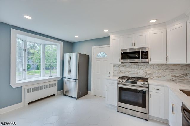 311 W 3Rd Ave, Roselle Boro, NJ 07203