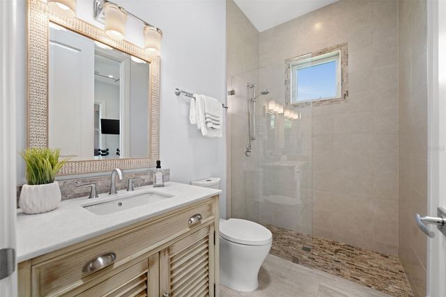 105 SW 52ND STREET, Cape Coral, FL 33914