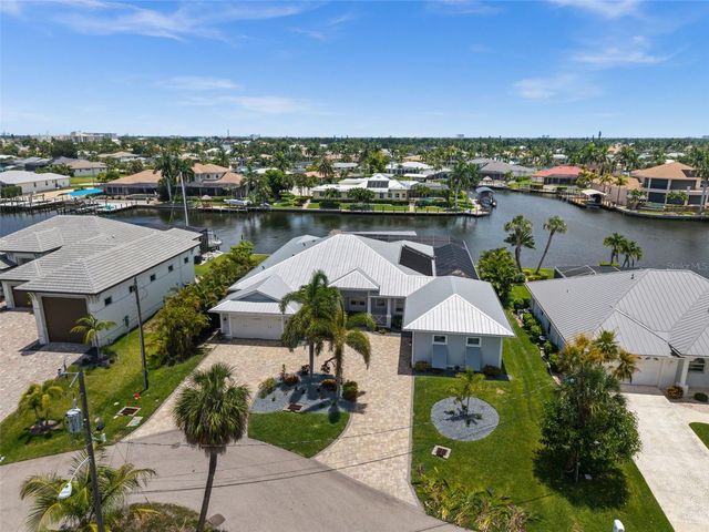 105 SW 52ND STREET, Cape Coral, FL 33914