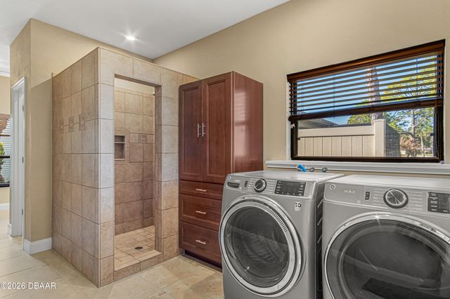 3155 Royal Birkdale Way, Port Orange, FL 32128