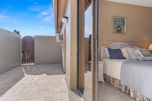 3155 Royal Birkdale Way, Port Orange, FL 32128