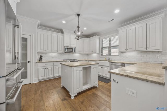 2002 Bays Water Drive, Huntsville, AL 35803