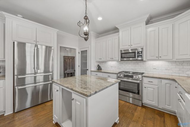 2002 Bays Water Drive, Huntsville, AL 35803