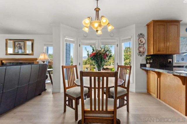 9856 W Lilac Road, Escondido, CA 92026
