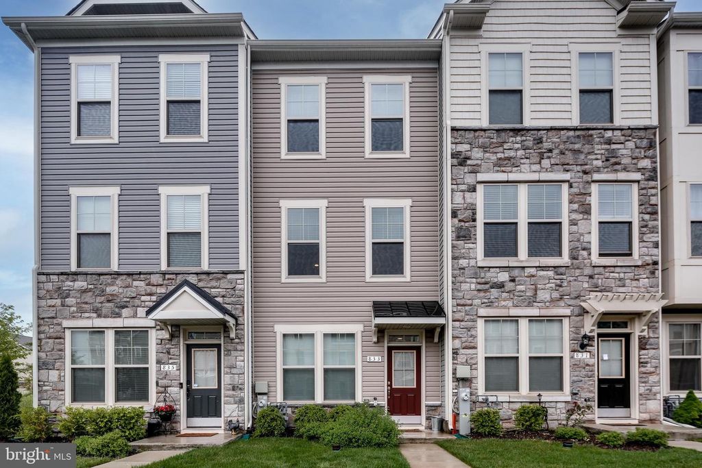 833 JARRETT LN, Glen Burnie, MD 21060