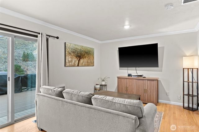 222 Austin Ave, Wenatchee, WA 98801