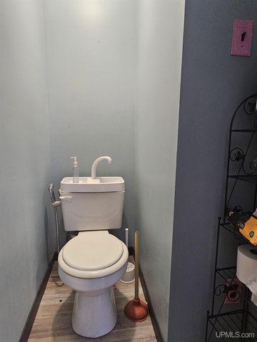 19380 W Calverley Avenue, Houghton, MI 49931