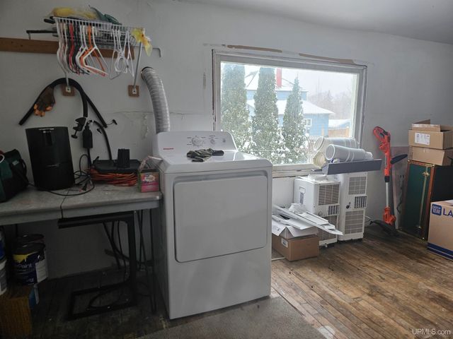 19380 W Calverley Avenue, Houghton, MI 49931