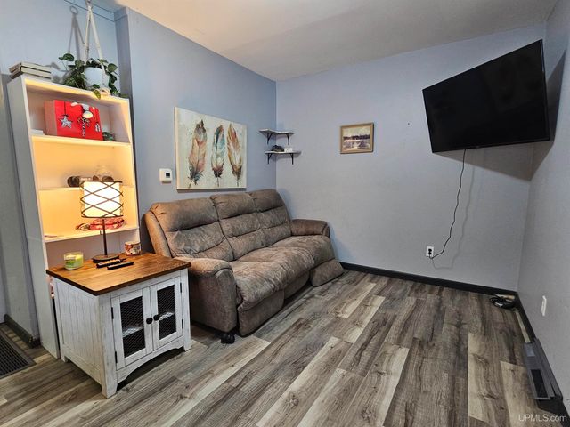 19380 W Calverley Avenue, Houghton, MI 49931