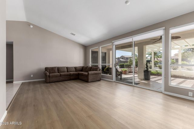 9429 E DESERT LAKE Drive, Sun Lakes, AZ 85248