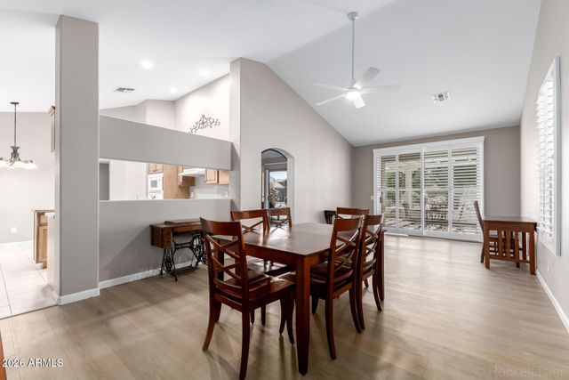 9429 E DESERT LAKE Drive, Sun Lakes, AZ 85248