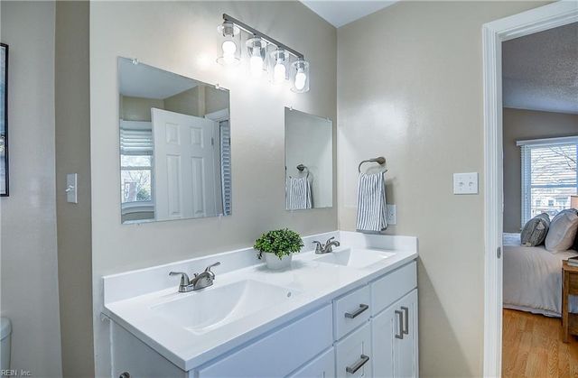 427 Supplejack CT, Chesapeake, VA 23320