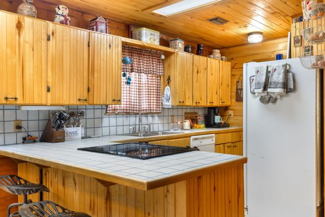 245 County Road 1689, Alba, TX 75410