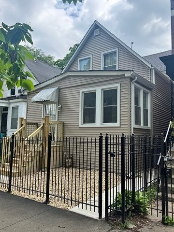 7025 S Lowe Avenue, Chicago, IL 60621