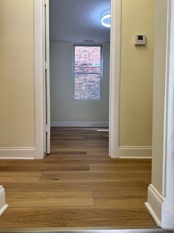7025 S Lowe Avenue, Chicago, IL 60621