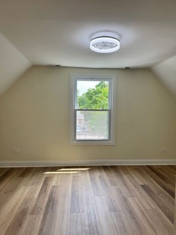 7025 S Lowe Avenue, Chicago, IL 60621