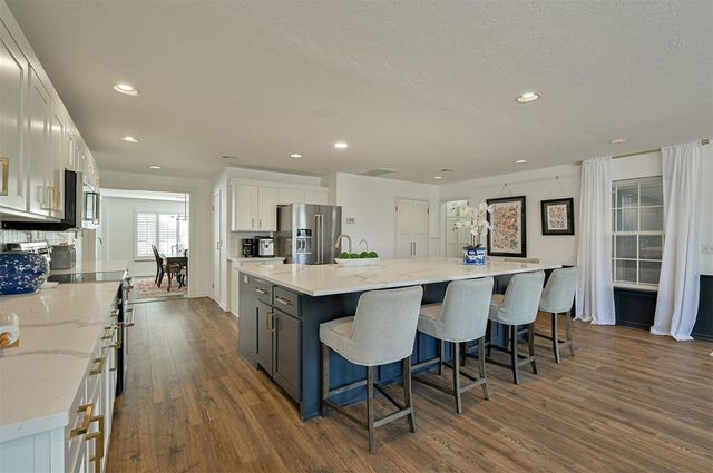 3325 NW 61st Street, Oklahoma City, OK 73112